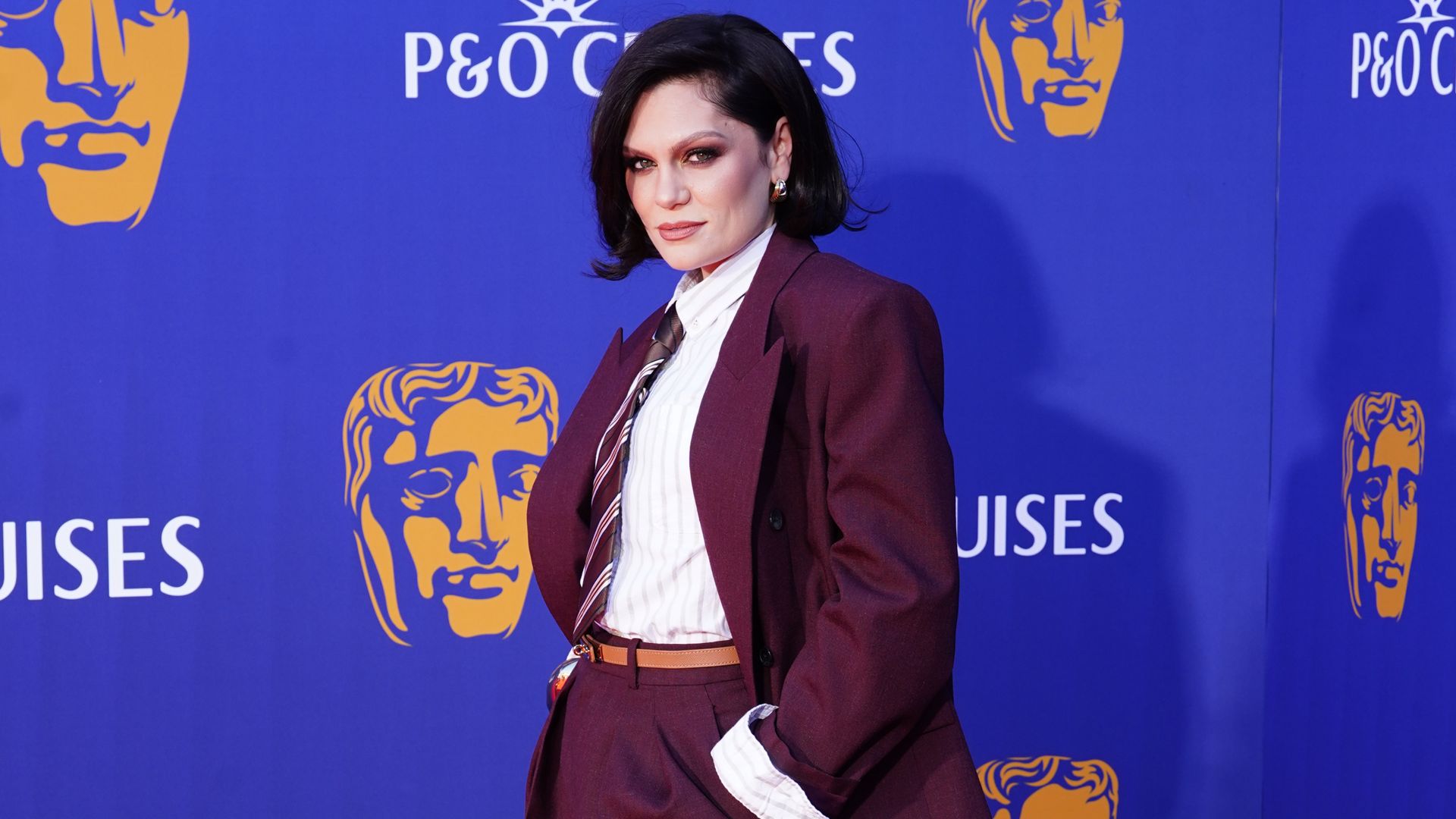 Jessie J has called off her tour dates as she prepares for a second surgery related to her breast cancer.