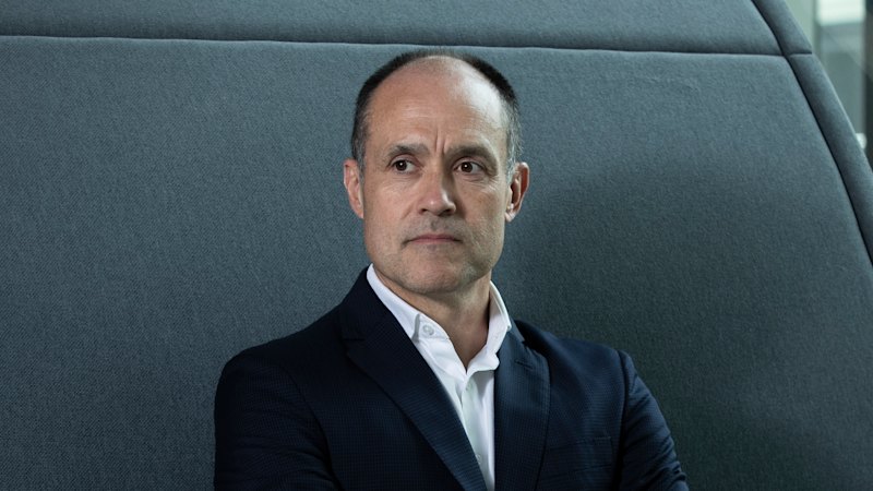 Senators claim telecommunications companies are hiding the truth about failures in the Triple Zero system.
 