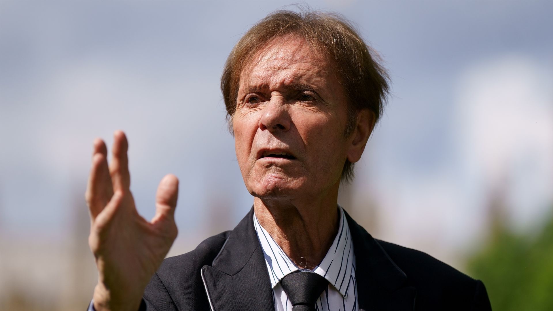 Sir Cliff Richard reveals he has undergone prostate cancer treatment.